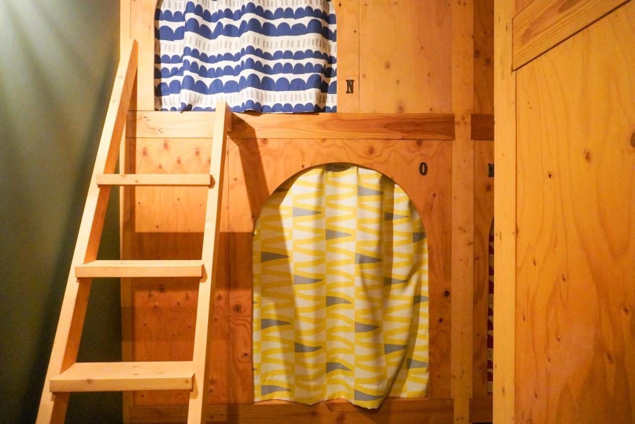 Bunk Bed Mixed Dormitory Room,1132969221:JPEG